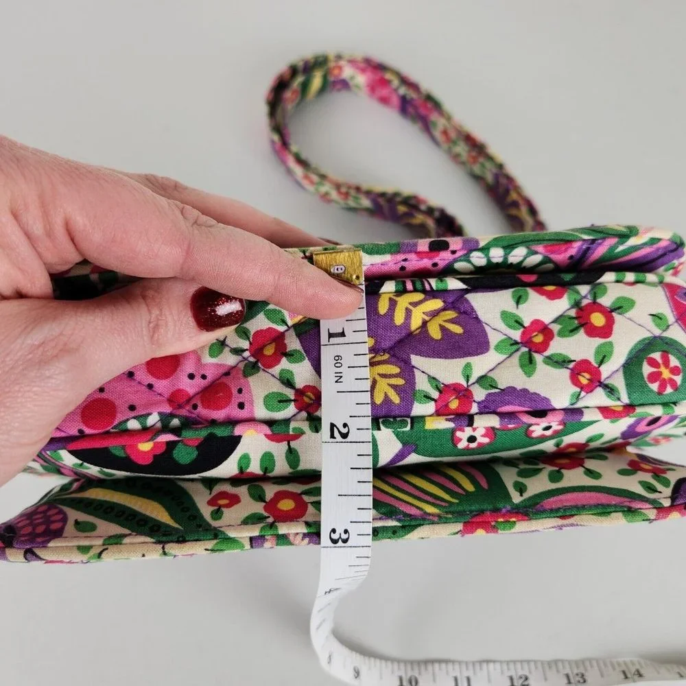 Vera Bradley Crossbody Bag Womens White Purple Viva La Vera Rachel Quilted Purse